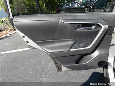 2019 Toyota RAV4 XLE Hybrid - Photo 44 - Naples, FL 34104