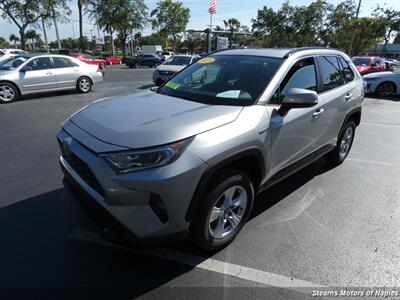 2019 Toyota RAV4 XLE Hybrid - Photo 3 - Naples, FL 34104