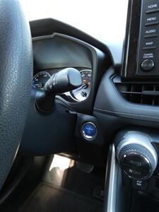 2019 Toyota RAV4 XLE Hybrid - Photo 24 - Naples, FL 34104