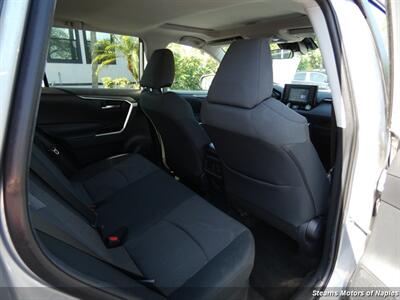 2019 Toyota RAV4 XLE Hybrid - Photo 52 - Naples, FL 34104