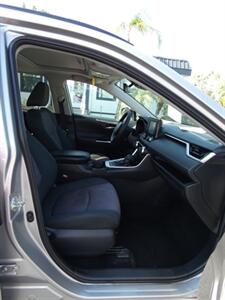 2019 Toyota RAV4 XLE Hybrid - Photo 48 - Naples, FL 34104