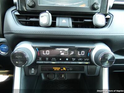2019 Toyota RAV4 XLE Hybrid - Photo 27 - Naples, FL 34104