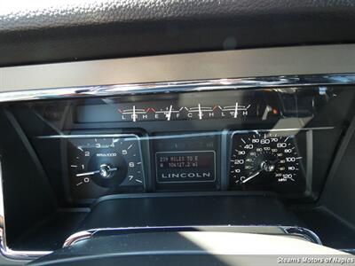 2013 Lincoln Navigator   - Photo 24 - Naples, FL 34104