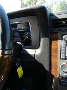 2013 Lincoln Navigator   - Photo 29 - Naples, FL 34104