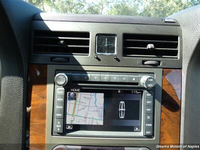 2013 Lincoln Navigator   - Photo 30 - Naples, FL 34104