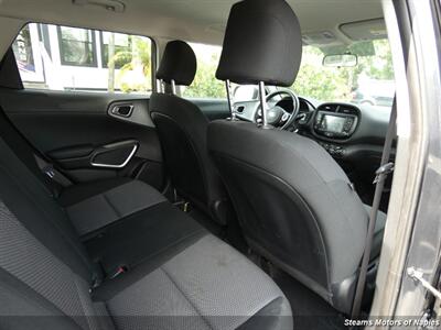 2020 Kia Soul LX   - Photo 51 - Naples, FL 34104