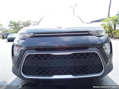2020 Kia Soul LX   - Photo 4 - Naples, FL 34104