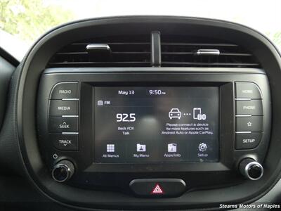 2020 Kia Soul LX   - Photo 27 - Naples, FL 34104