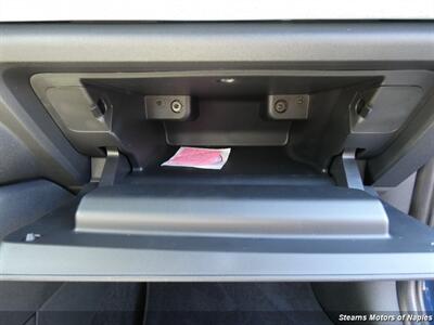 2025 MINI Cooper S Signature Trim   - Photo 44 - Naples, FL 34104