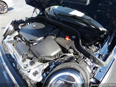 2025 MINI Cooper S Signature Trim   - Photo 8 - Naples, FL 34104