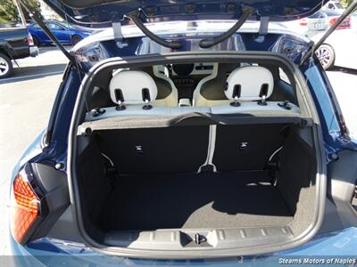 2025 MINI Cooper S Signature Trim   - Photo 14 - Naples, FL 34104