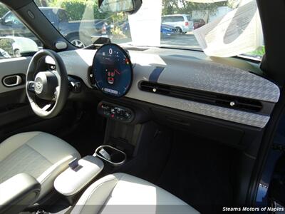 2025 MINI Cooper S Signature Trim   - Photo 43 - Naples, FL 34104
