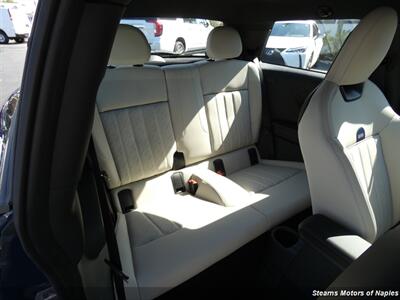 2025 MINI Cooper S Signature Trim   - Photo 48 - Naples, FL 34104