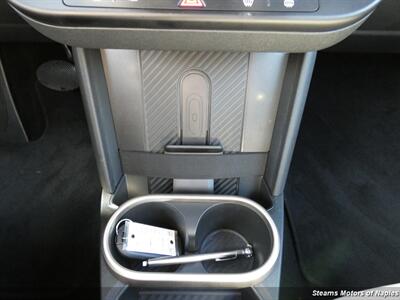 2025 MINI Cooper S Signature Trim   - Photo 30 - Naples, FL 34104