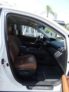 2013 Lexus RX 450 H - Photo 47 - Naples, FL 34104
