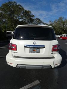2018 Nissan Armada SL - Photo 12 - Naples, FL 34104