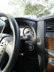 2018 Nissan Armada SL - Photo 26 - Naples, FL 34104