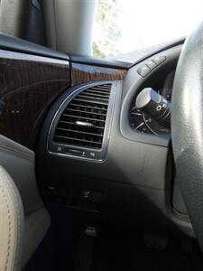 2018 Nissan Armada SL - Photo 22 - Naples, FL 34104