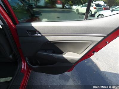 2017 Hyundai Elantra Limited   - Photo 53 - Naples, FL 34104