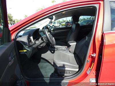 2017 Hyundai Elantra Limited   - Photo 39 - Naples, FL 34104