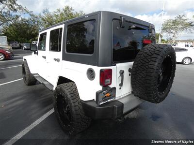 2017 Jeep Wrangler Sahara   - Photo 9 - Naples, FL 34104