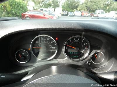 2017 Jeep Wrangler Sahara   - Photo 20 - Naples, FL 34104