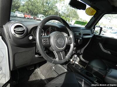 2017 Jeep Wrangler Sahara   - Photo 36 - Naples, FL 34104