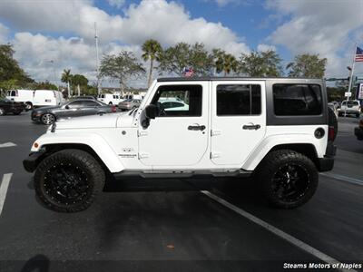 2017 Jeep Wrangler Sahara   - Photo 10 - Naples, FL 34104