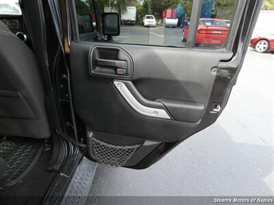 2017 Jeep Wrangler Sahara   - Photo 51 - Naples, FL 34104