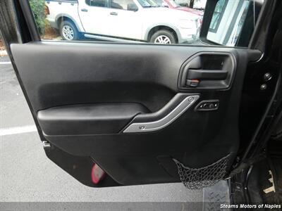 2017 Jeep Wrangler Sahara   - Photo 38 - Naples, FL 34104