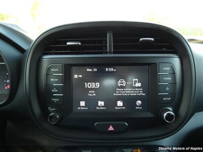 2020 Kia Soul LX   - Photo 28 - Naples, FL 34104