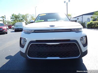 2020 Kia Soul LX   - Photo 4 - Naples, FL 34104