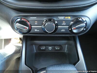 2020 Kia Soul LX   - Photo 30 - Naples, FL 34104
