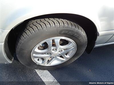 2000 Toyota Camry LE   - Photo 17 - Naples, FL 34104