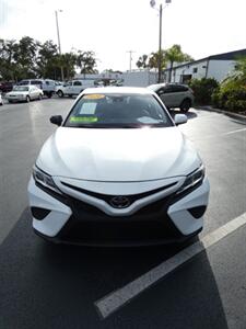 2020 Toyota Camry SE   - Photo 5 - Naples, FL 34104