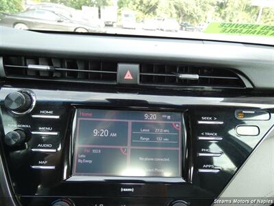 2020 Toyota Camry SE   - Photo 28 - Naples, FL 34104