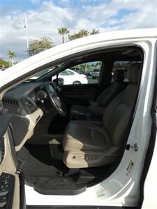 2018 Honda Odyssey EX-L w/Navi w/RES   - Photo 38 - Naples, FL 34104