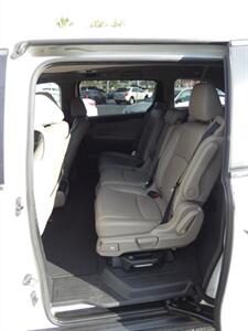 2018 Honda Odyssey EX-L w/Navi w/RES   - Photo 41 - Naples, FL 34104