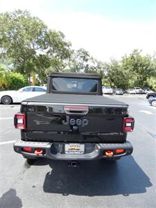 2021 Jeep Gladiator Rubicon   - Photo 15 - Naples, FL 34104