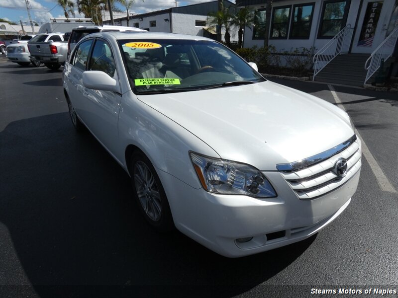 2005 Toyota Avalon Limited  
