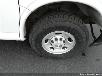 2023 Chevrolet Express 2500   - Photo 17 - Naples, FL 34104