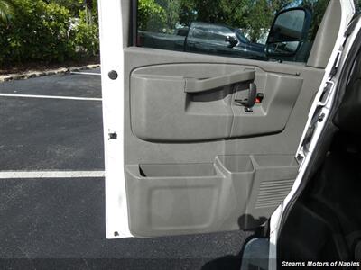 2021 Chevrolet Express 2500 - Photo 38 - Naples, FL 34104