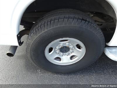 2021 Chevrolet Express 2500 - Photo 17 - Naples, FL 34104