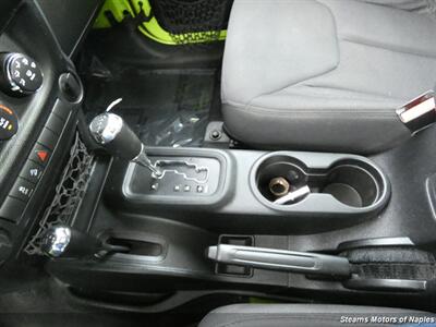 2013 Jeep Wrangler Sport   - Photo 33 - Naples, FL 34104