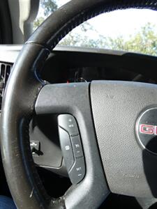 2022 GMC Savana 3500   - Photo 24 - Naples, FL 34104