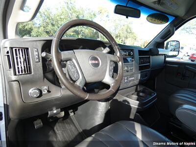 2022 GMC Savana 3500   - Photo 33 - Naples, FL 34104