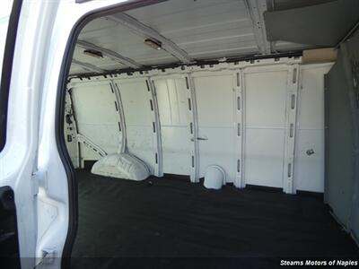 2022 GMC Savana 3500   - Photo 42 - Naples, FL 34104