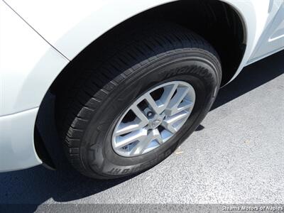 2016 Nissan Frontier S   - Photo 18 - Naples, FL 34104