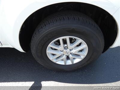 2016 Nissan Frontier S   - Photo 17 - Naples, FL 34104