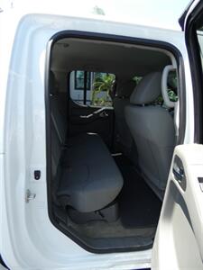 2016 Nissan Frontier S   - Photo 50 - Naples, FL 34104